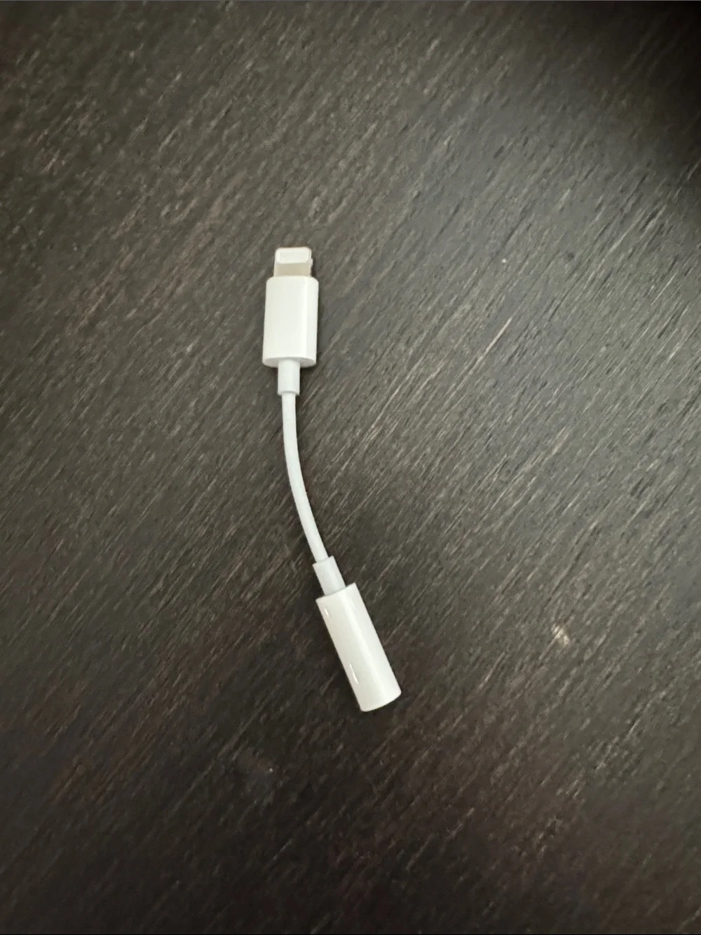 White Lightning to 3.5mm Headphone Adapter